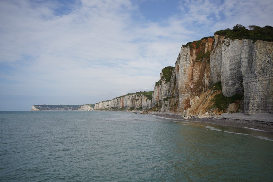 Location van aménagé : plages de Normandie