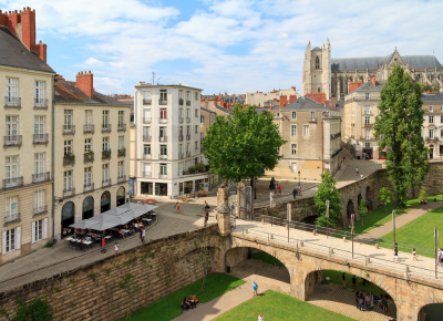 Location minibus Nantes : à la découverte d'une ville d'art et d'histoire