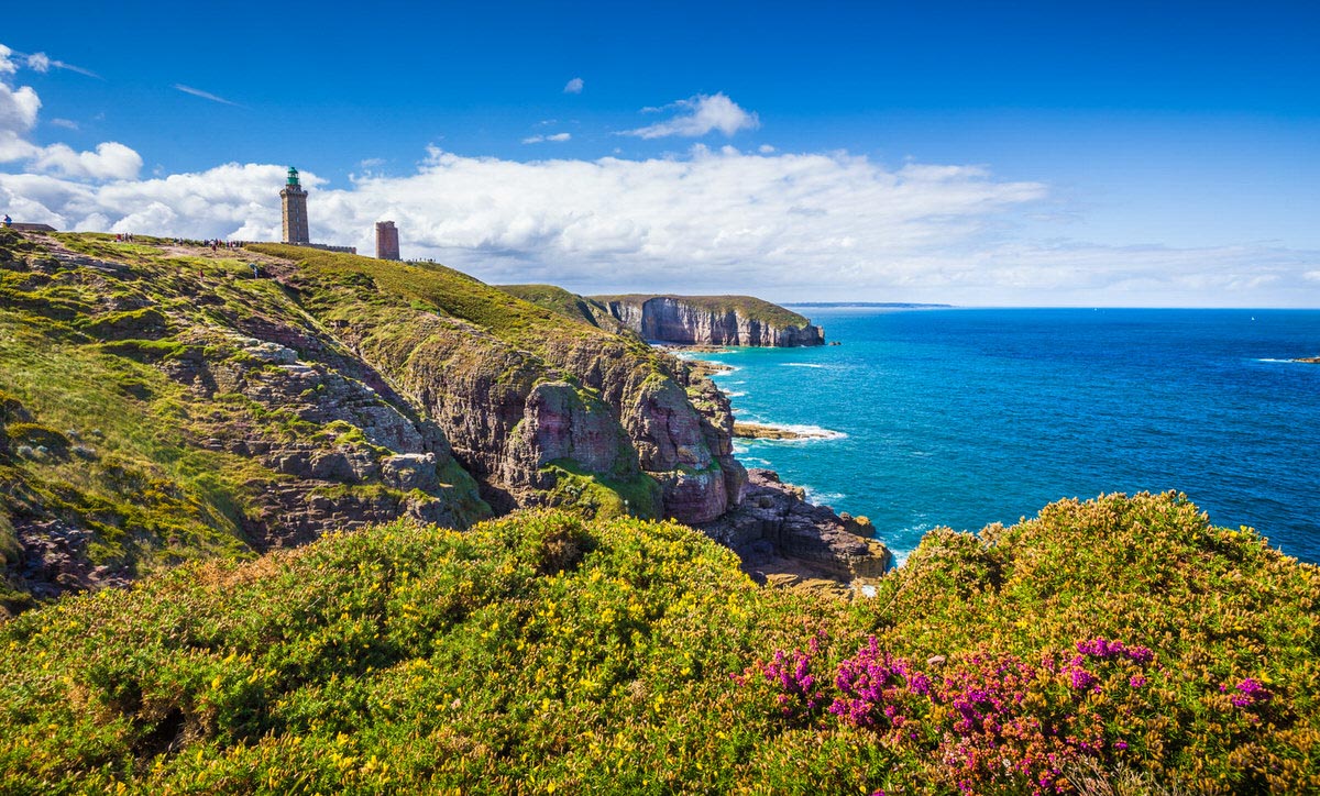 Côte d'Émeraude : escapades en location campervan