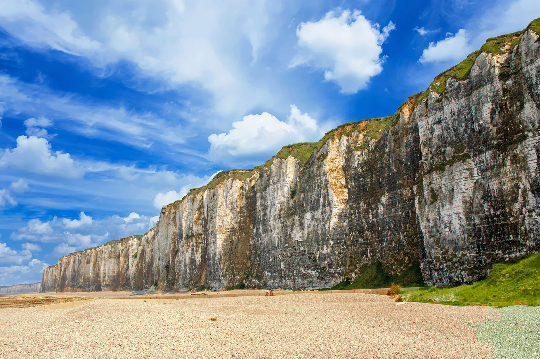 The Normandy coast in a campervan hire: an iodine-filled getaway