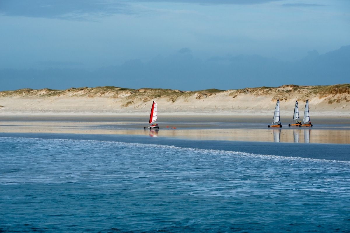 9-seater minibus in Brittany for group travel