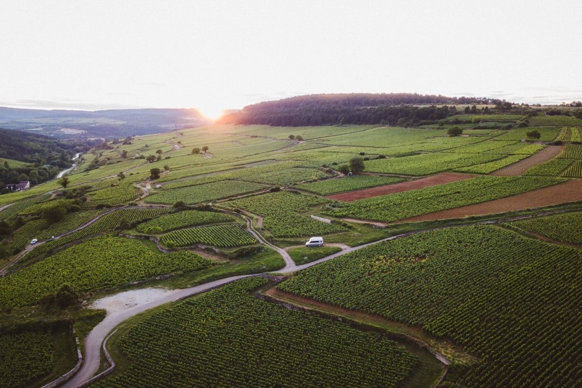 Van aménagé dans le Morvan