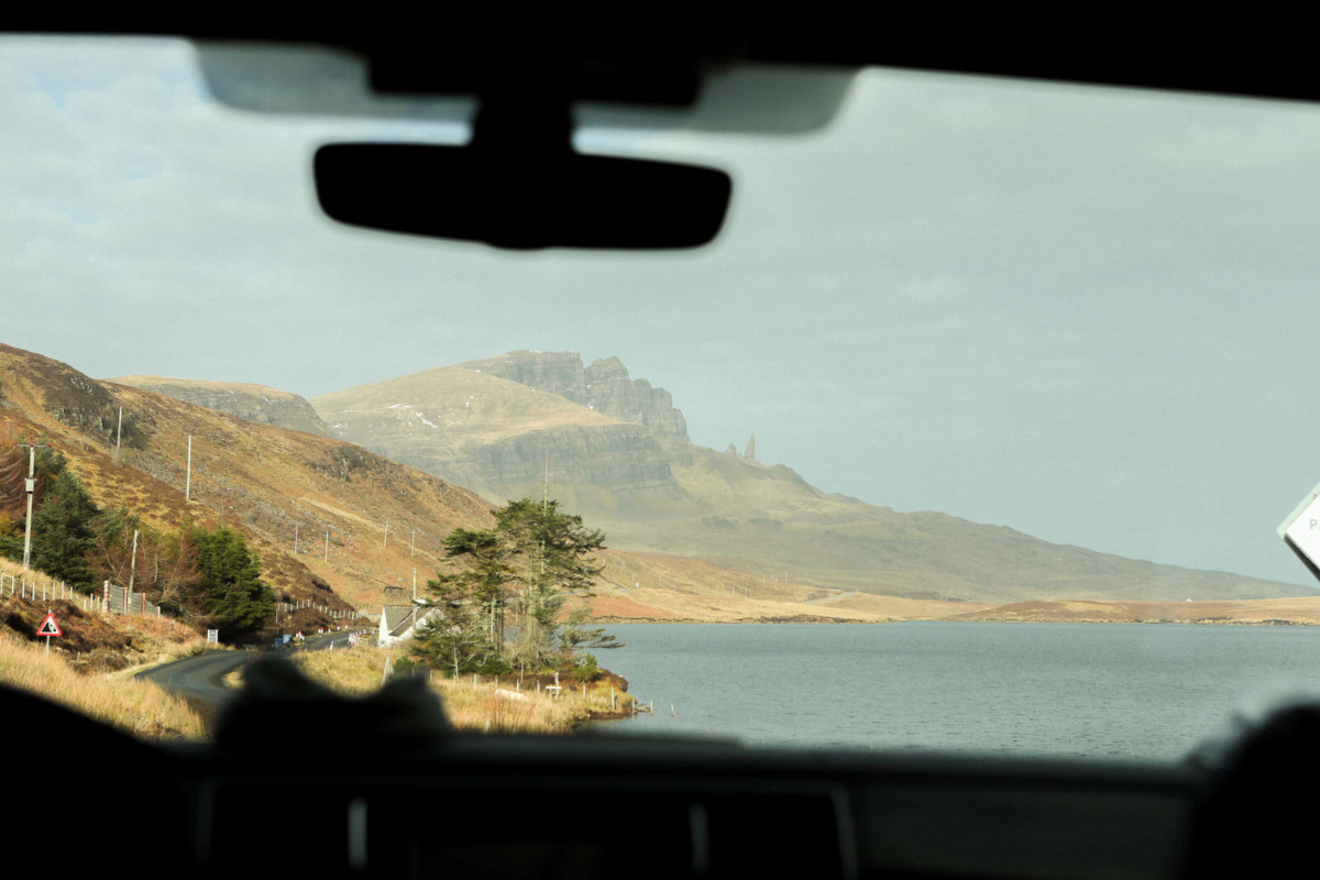 Van Miete für Roadtrip im Herbst