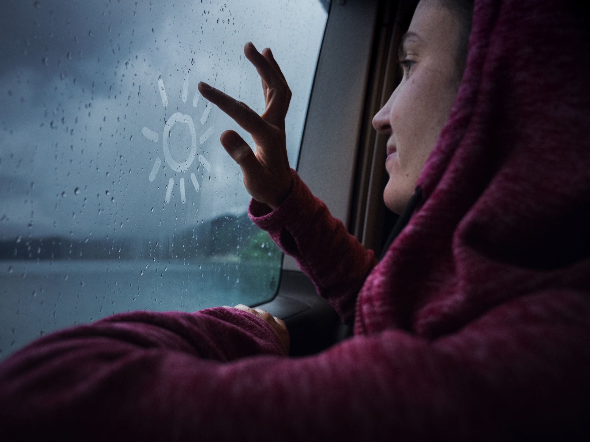 Regentag: Aktivitäten in einem ausgebauten Van