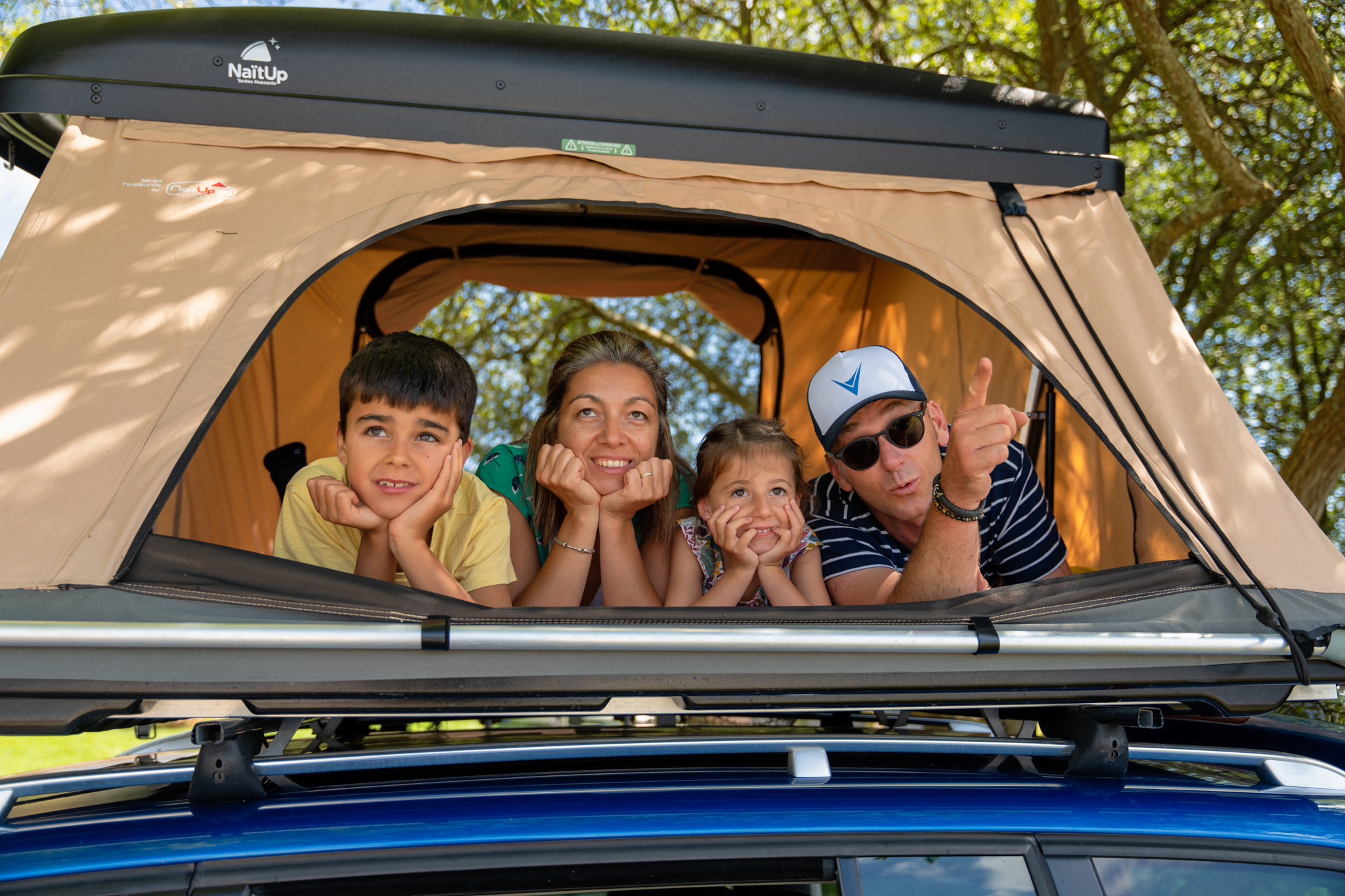 WeVan 4 persons car roof tent hire
